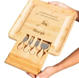 deska-do-serwowania-bambus-przekasek-serow-nozyki-grawer-okazja-prezent