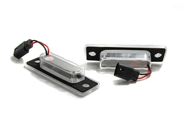 podswietlenie-led-tablicy-do-bmw-e34-e32-zrodlo-swiatla-led