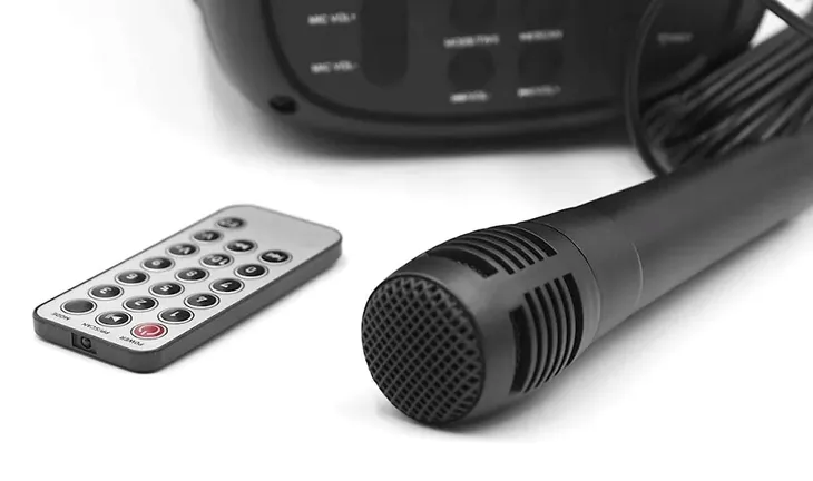 glosniki-karaoke-squeak-beatflow-bluetooth-5-0-zasilanie-akumulatorowo-sieciowe