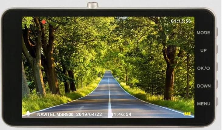 wideorejestrator-navitel-msr900-smartbox-stan-nowy-zasilanie-gniazdo-zapalniczki-samochodowej