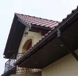 podbitka-dachowa-pcv-podsufitka-braz-2-7m-10szt-winylowa-270x30cm-sv-08-szerokosc-produktu-30-cm