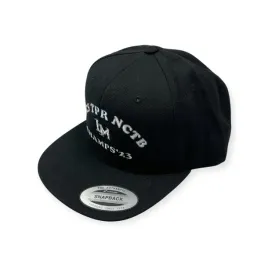 czapka-z-daszkiem-snapback