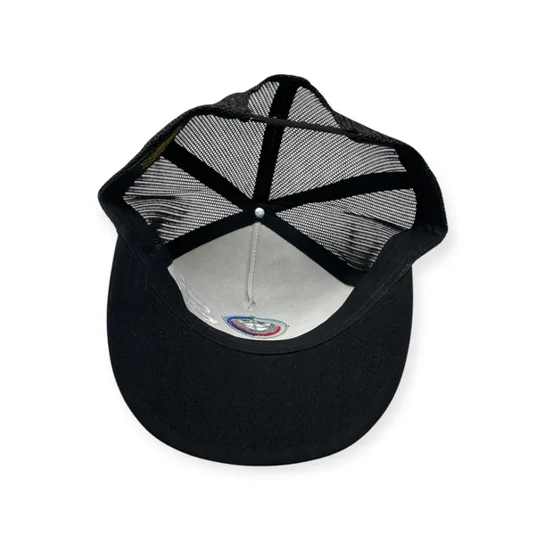 czapka-z-daszkiem-snapback-marka-inna