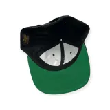 czapka-z-daszkiem-snapback-marka-inna