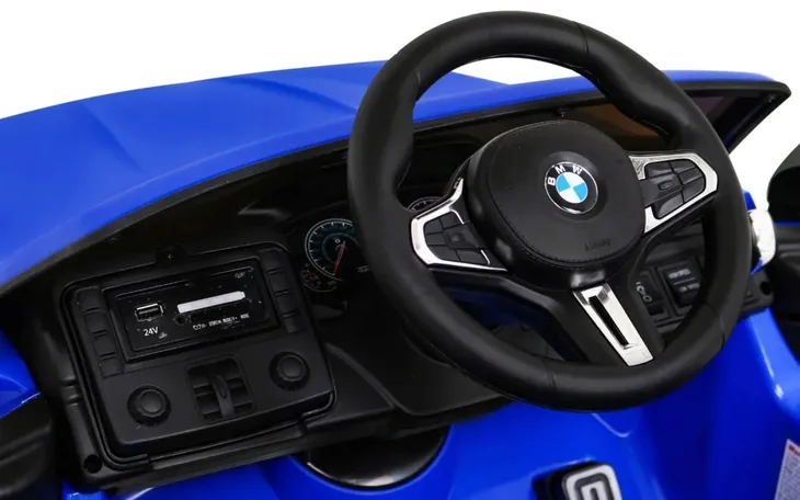 pojazd-bmw-m5-drift-niebieski-szerokosc-pojazdu-75-cm