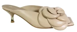 bezowe-klapki-damskie-z-kwiatem-carinii-b10158-skora-modne-eleganckie-r-37
