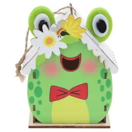 drewniana-zawieszka-w-ksztalcie-domku-zaby-zabka-ozdoba-wielkanocna-10-cm