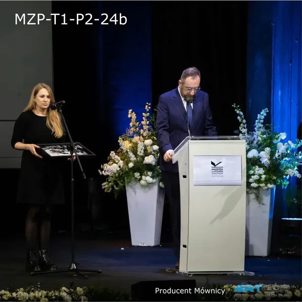 mownica-medialna-z-czarnej-plexi-monitor-czolowy-i-prompter-24-mikrofony-stan-nowy-marka-artcop