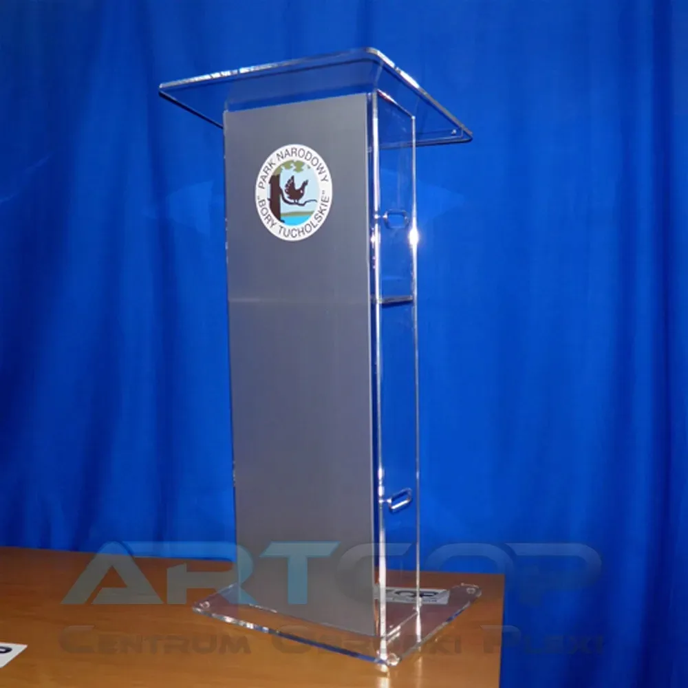 mownica-konferencyjna-t3-sf-z-plexi-na-prelekcje