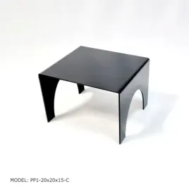 podest-pietrujacy-z-plexi-stojak-na-wystawe-20x20-slodki-stol-wesele