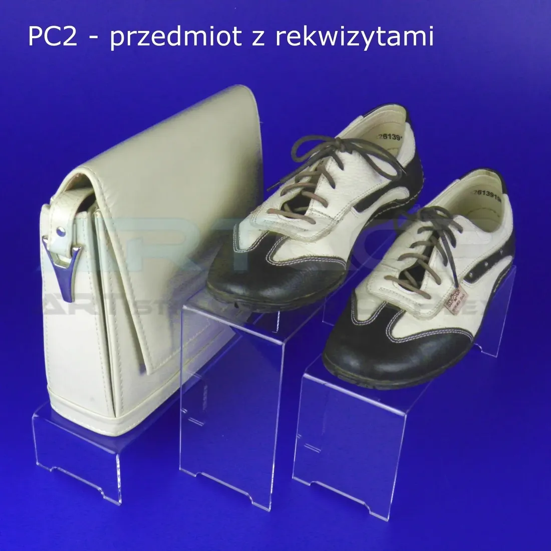 podstawka-pod-obuwie-stojak-na-buty-z-plexi-h15cm