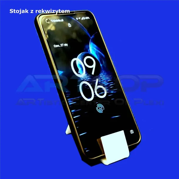ekspozytor-stojak-telefon-plexi-wytrzymaly-bialy-kolor-bialy
