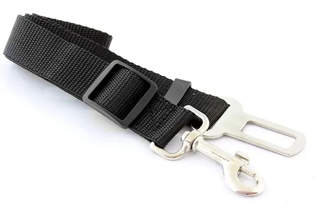 zw4-smycz-do-samochodu-dla-psa-marka-aptel