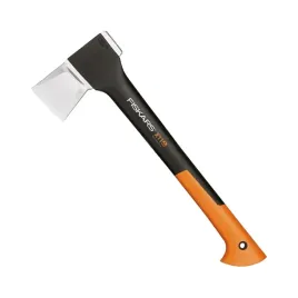 siekiera-rozlupujaca-x11-s-z-trzonkiem-3d-fiskars