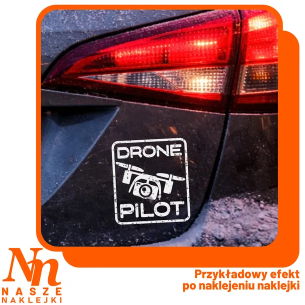 naklejka-drone-pilot-quadrocopter-na-szybe-samochod-dlugosc-15-cm