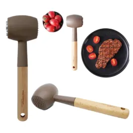 mlotek-kuchenny-masterpan-z-drewniana-raczka-i-plastikowa-glowka