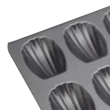 forma-do-magdalenek-non-stick-40-x-20-cm-master-class-kitchencraft-marka-masterclass