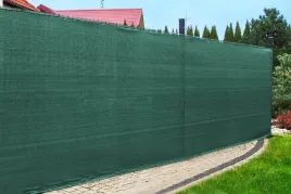 siatka-zacieniajaca-na-plot-ogrodzenie-zielona-15m-x-25m-95percent