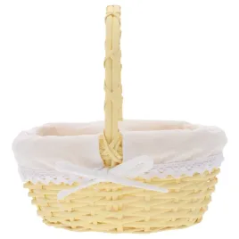 maly-owalny-kosz-wiklinowy-z-materialem-wielkanocny-na-swieconke-dla-dzieci