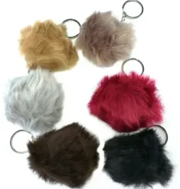 zawieszka-pompon-puszek-brelok-ogon-krola-futerko