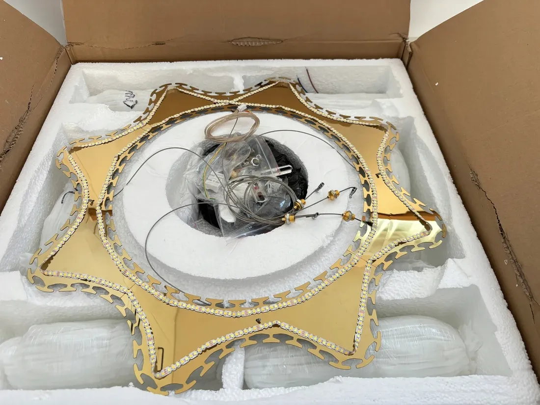 lampa-wiszaca-ringi-krysztalowa-zlota-60cm-69w-pilot-darmat-light