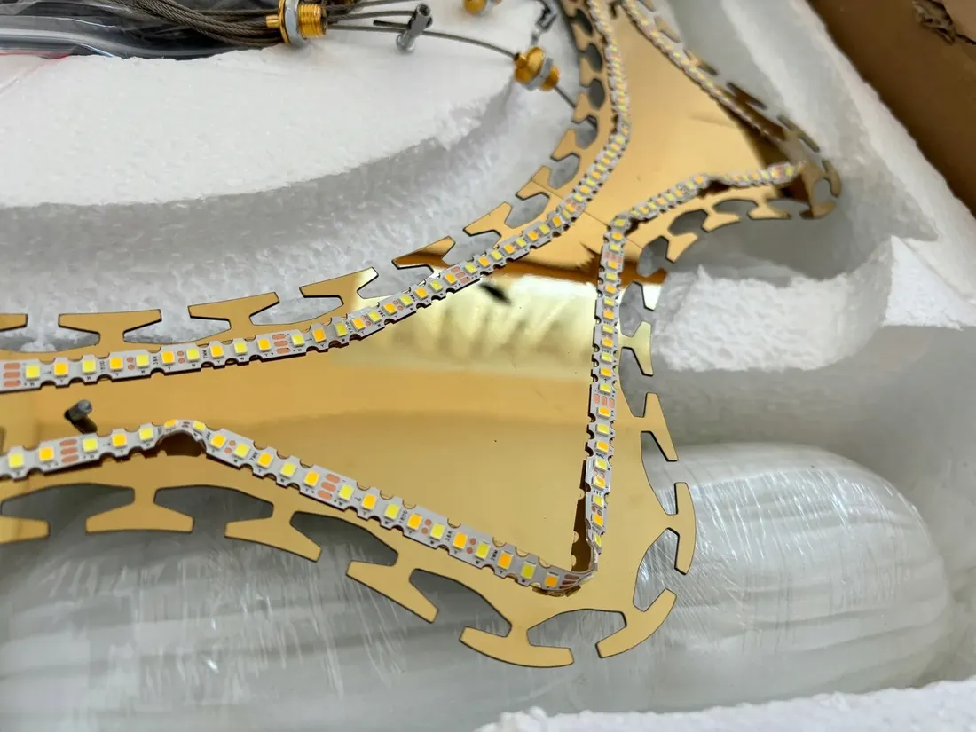 lampa-wiszaca-ringi-krysztalowa-zlota-60cm-69w-pilot-darmat-light