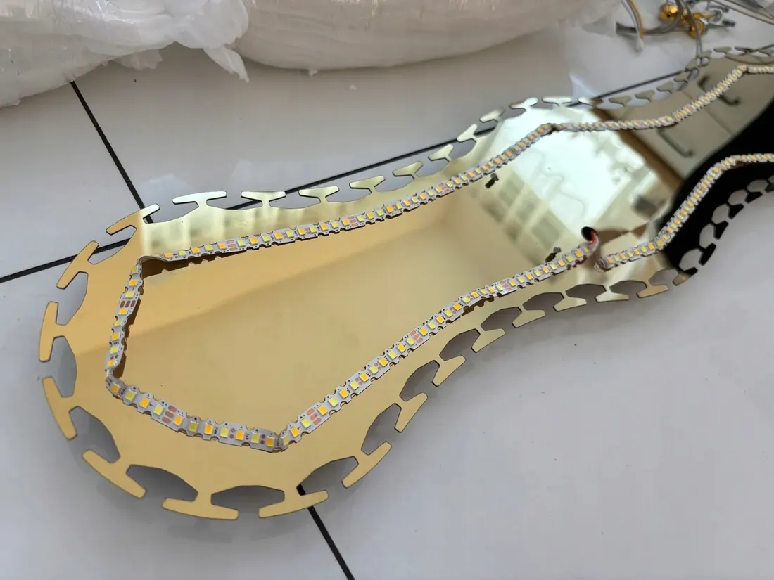 lampa-wiszaca-ringi-nad-stol-krysztalowa-zlota-100cm-45w-pilot-darmat-light