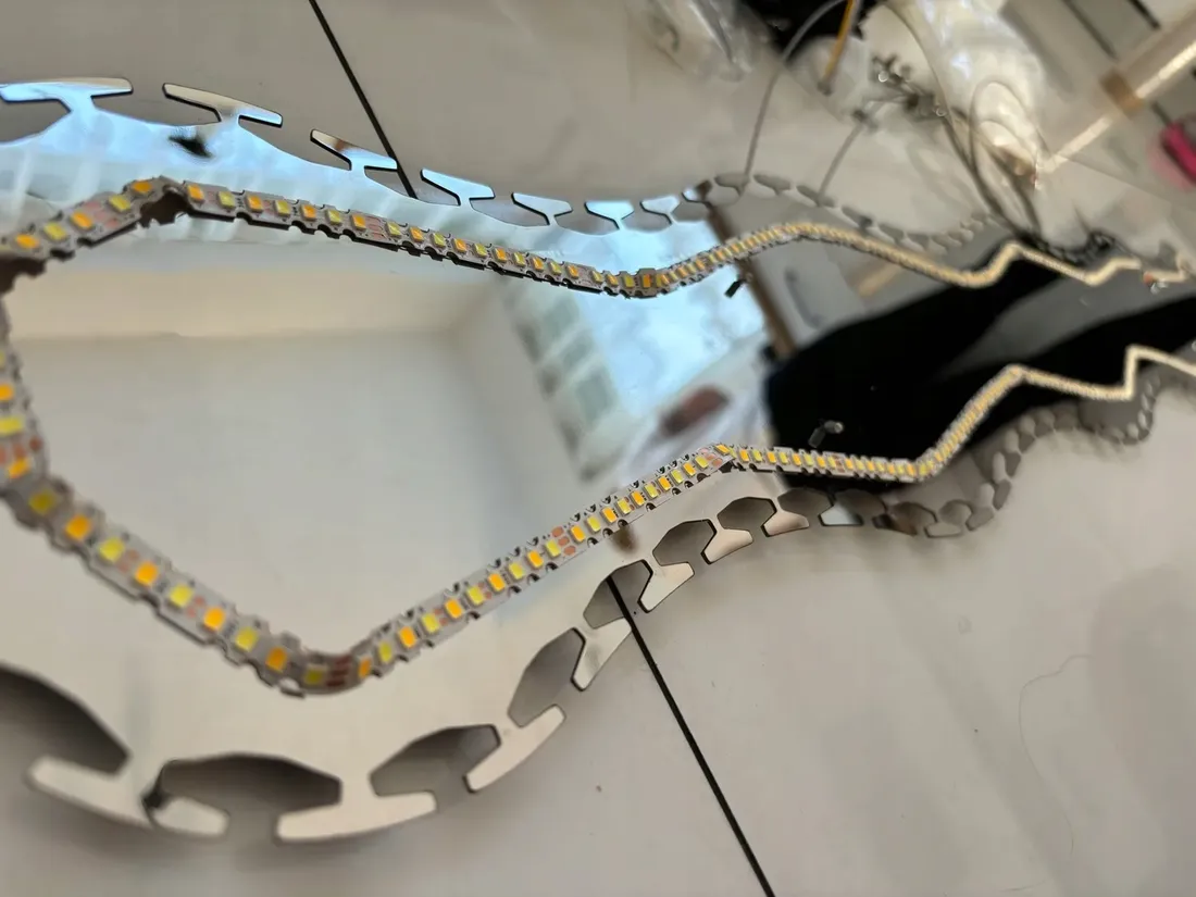 lampa-wiszaca-ringi-nad-stol-krysztalowa-chrom-100cm-45w-pilot-darmat-light