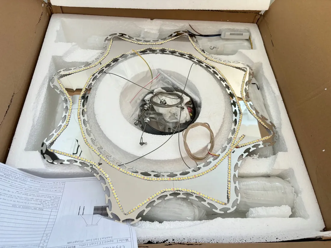 lampa-wiszaca-ringi-krysztalowa-chrom-60cm-69w-pilot-darmat-light