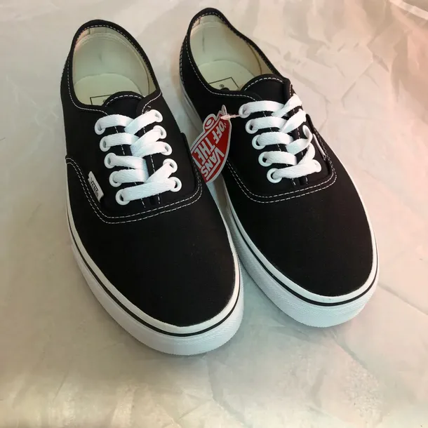 buty-vans-authentic-black-vn000ee3blk-40-material-wkladki-tkanina
