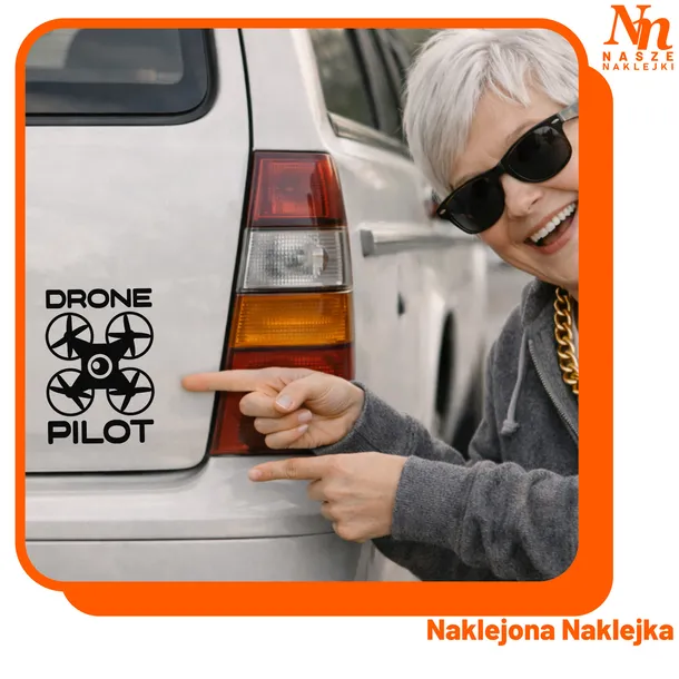 naklejka-drone-pilot-na-auto-szybe-pilot-drona-operator-stan-opakowania-oryginalne