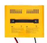 prostownik-samochodowy-30a-90-250ah
