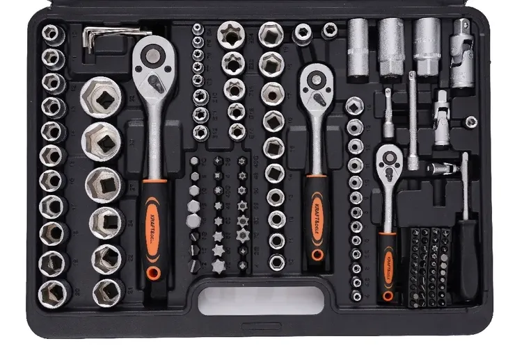 zestaw-narzedzi-292el-kd10460-waga-z-opakowaniem-12-kg-stan-nowy