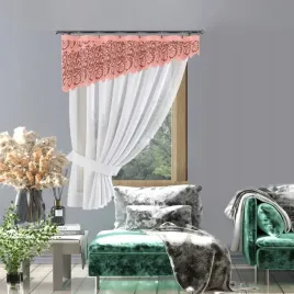 firanka-woalowa-z-zakardowa-wstawka-podwieszka-timea-210x150cm