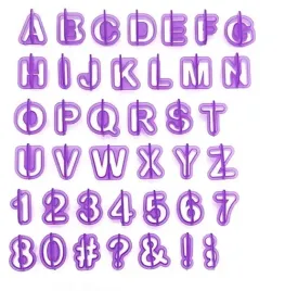 foremki-wykrawacze-do-lukru-ciasta-litery-alfabet-dekoracje-zestaw-40szt