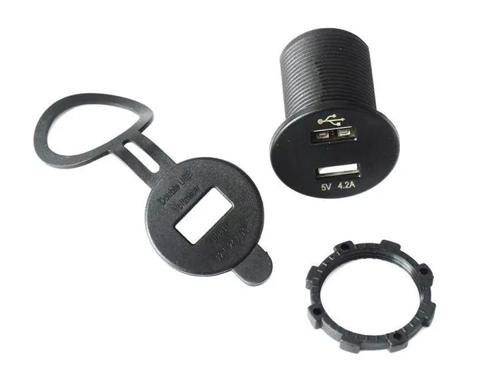 gniazdo-12-24v-2xusb-42a-jakosc-czesci-zgodnie-z-gvo-z-zamiennik