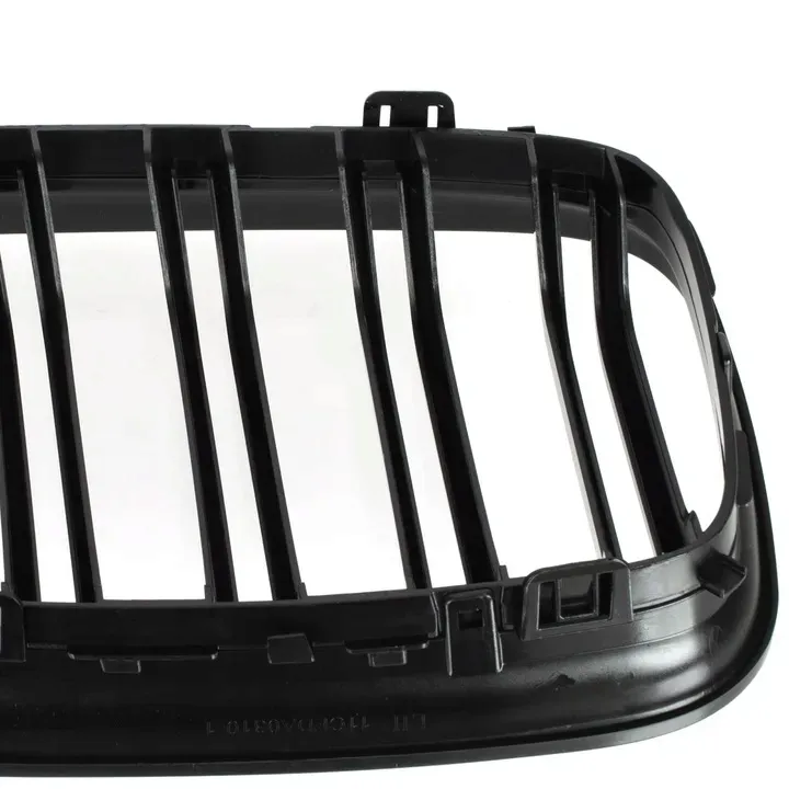 nerki-grill-atrapa-czarny-polysk-do-bmw-e90-e91lifting-2008-2013