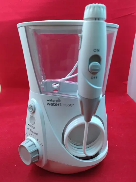 irygator-waterpik-wp-660-stacjonarny-bialy-liczba-koncowek-w-zestawie-7