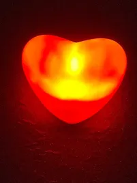 lampka-led-w-ksztalcie-serca-czerwona-do-dekoracji-wnetrz-walentynki