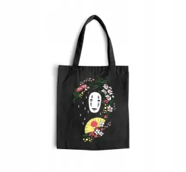 torba-z-uszami-z-spirited-away-w-krainie-bogow