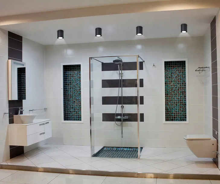 oprawa-natynkowa-halogenowa-tuba-gu10-led-hermetyczna-ip44-sufitowa-spot-rodzaj-gwintu-gu10