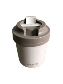 zielony-bidon-do-picia-kawy-z-ustnikiem-baota