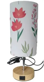 lampka-nocna-z-kwiatowym-abazurem-ozdoba-twojej-sypialni