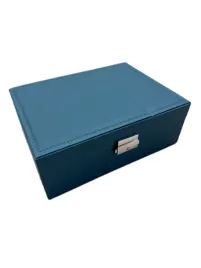 elegancka-szkatulka-na-bizuterie-z-przegrodami-i-zamknieciem