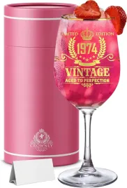 kieliszek-do-wina-ze-zlotymi-wykonczeniami-prezent-urodzinowy-vintage