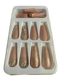 rozowe-sztuczne-tipsy-do-paznokci-dla-kobiet