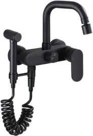 bateria-kuchenna-scienna-czarny-mosiadz-zimna-i-ciepla-woda-z-pistoletem