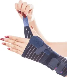 orteza-na-nadgarstek-metalowy-stabilizator-do-zapalenia-sciegien-nadgarstka