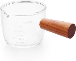 tygielek-w-ksztalcie-litery-v-dzbanek-do-espresso-z-drewniana-raczka-75-ml