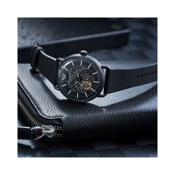 ty283880-marka-armani